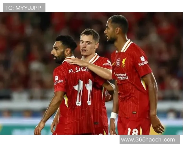 哈德斯非尔德主场迎战利物浦决战英超争夺激烈展开